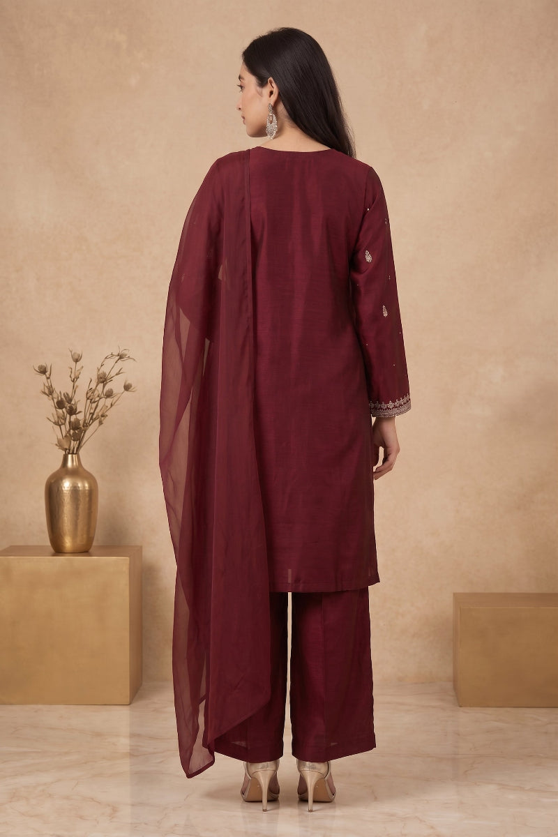 Borgo Rosso Elegante – 3-Piece Suit