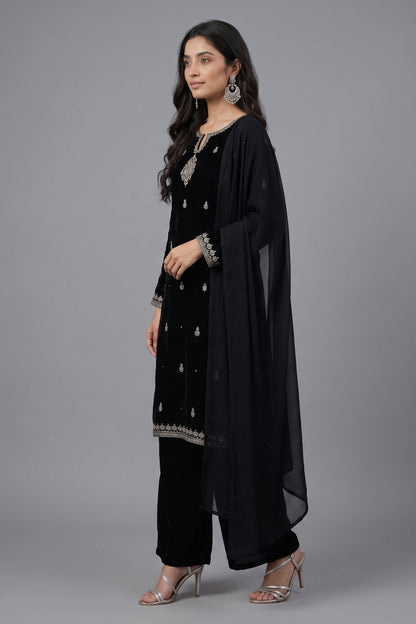 Onyx Elegance – 3-Piece Suit