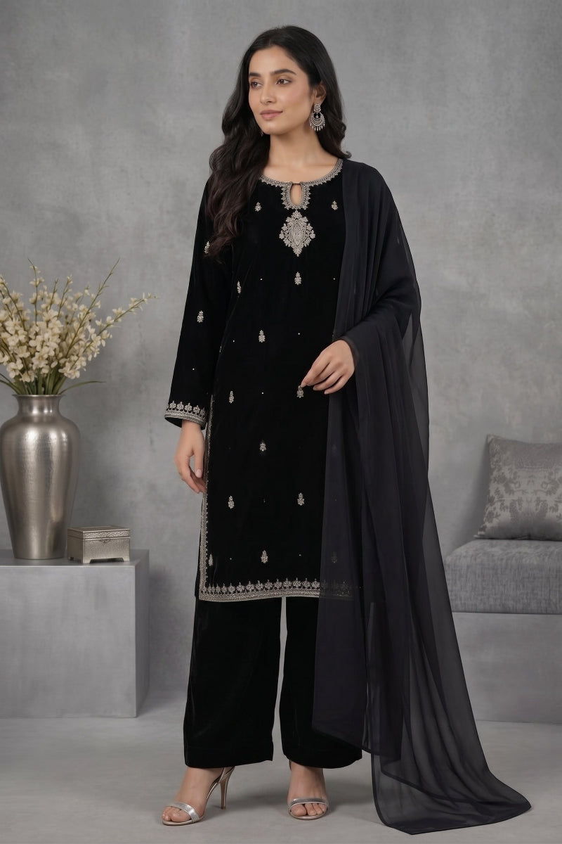 Onyx Elegance – 3-Piece Suit